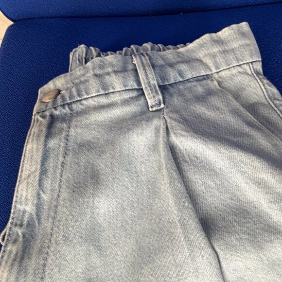 UNIQLO women’s Drapey Denim  pants- M - Picture 5 of 10